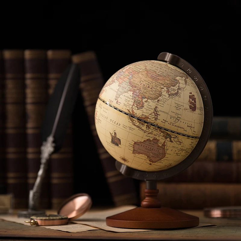 Globe Terrestre Ancien – Décoration Vintage