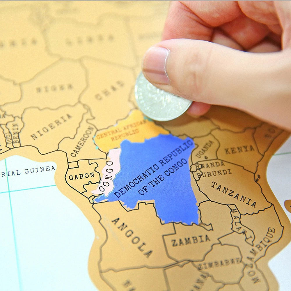 Carte du monde dorée, à gratter