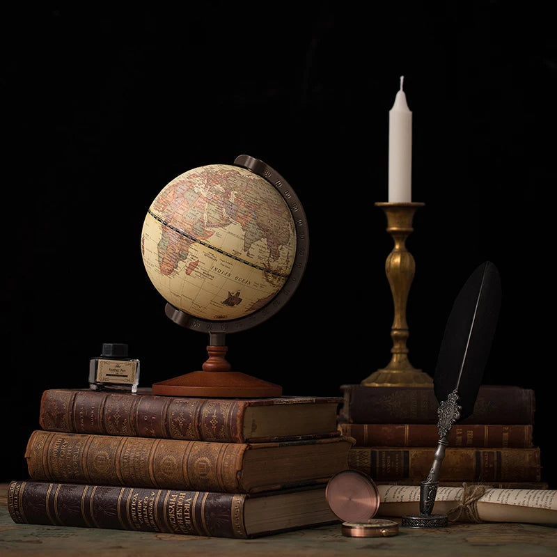 Globe Terrestre Ancien – Décoration Vintage