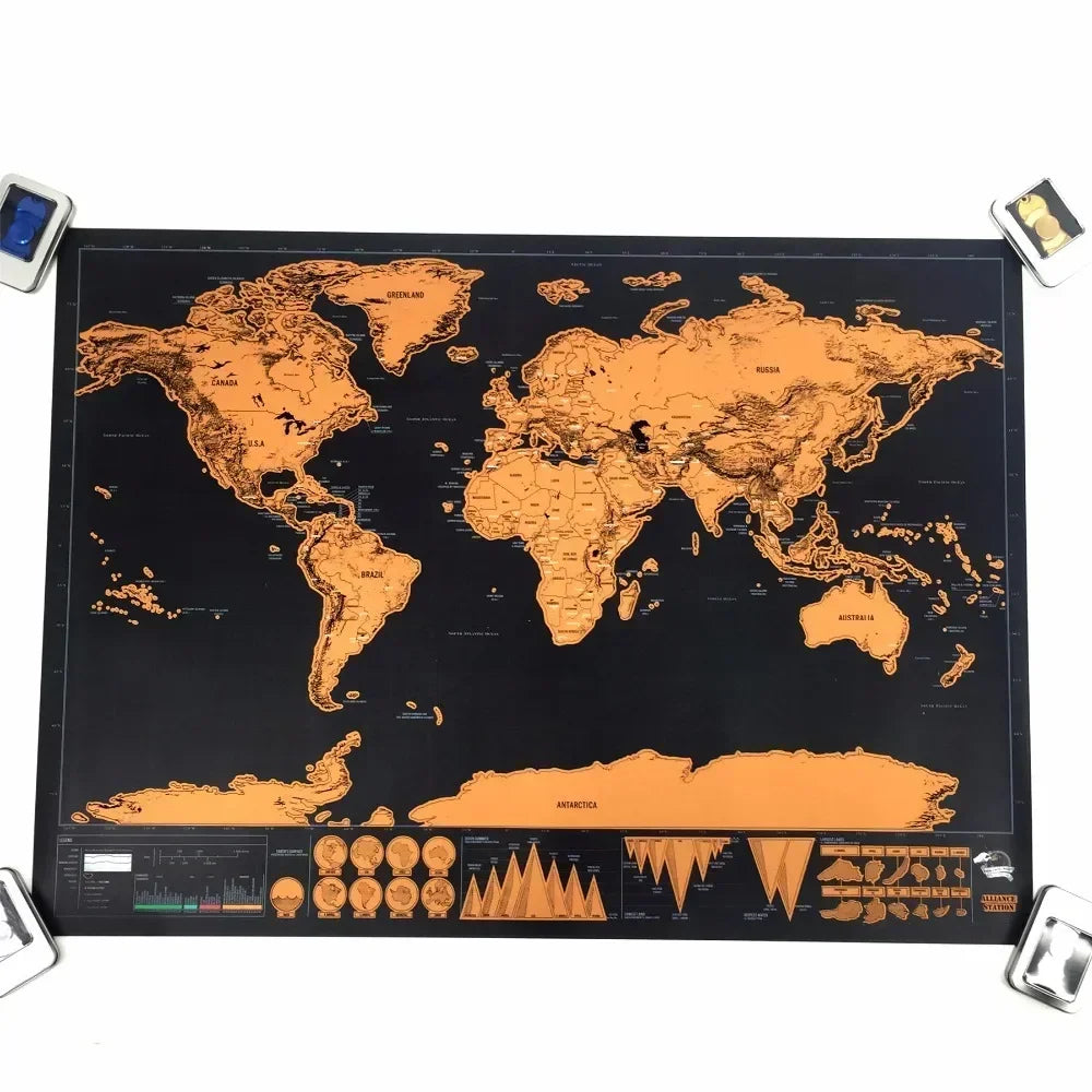 Carte du Monde à Gratter noire et dorée, pour suivre vos voyages