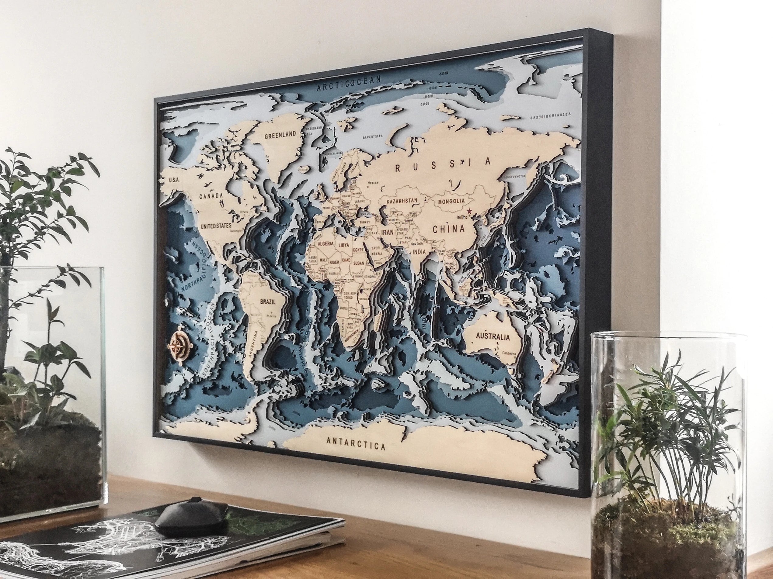 Carte du Monde et fonds marins 3D en Bois